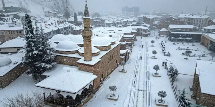 Tokat’ta masalsı kış manzarası