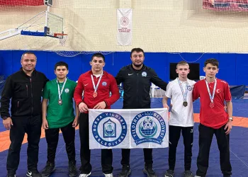 Minderde Yıldırım rüzgarı