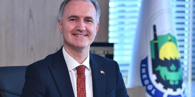 Üniversite öğrencilerine eğitim yardımı