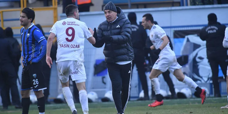 Bu başarı inanmış bir oyuncu grubunun eseri