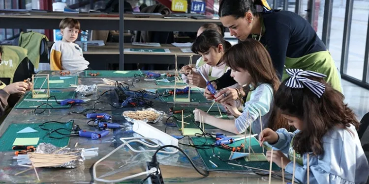 Nilüferli çocukların tatili dolu dolu geçiyor