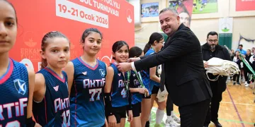 Mini Voleybol Turnuvası’nda ödüller sahiplerini buldu