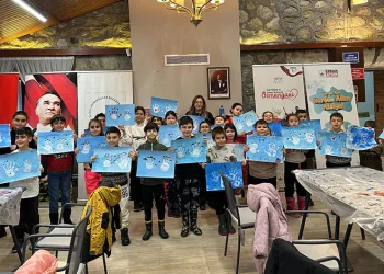 Osmangazi’de çocuklar kış neşesiyle buluştu