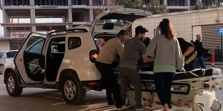 BATMAN’DA SİLAHLI KUYUMCU SOYGUNU: KAR MASKELİ 2 ŞÜPHELİ, ÇALDIKLARI ALTINLA BİRLİKTE KAÇTI