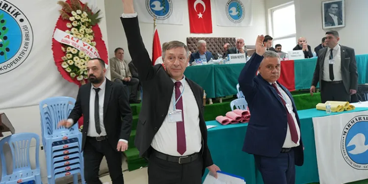 Orhangazi Zeytin Tarım Satış Kooperatifi’nde Hüseyin Sevdi dönemi başladı