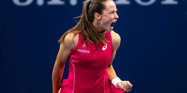 Milli tenisçi Sönmez çeyrek finalde