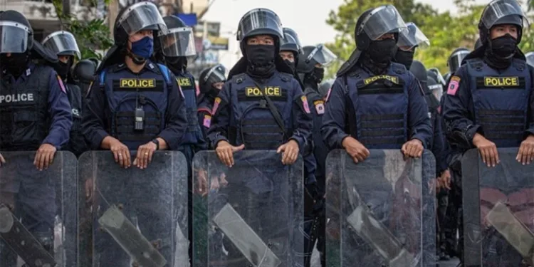 Tayland’da okulda silahlı saldırı