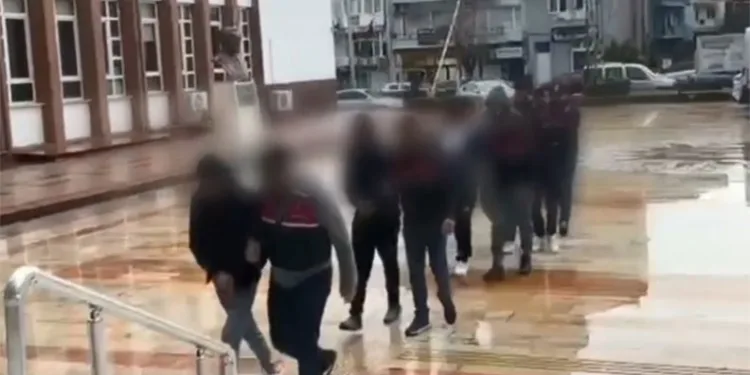 Aydın’da terör örgütü propagandası yapan şüpheliler yakalandı