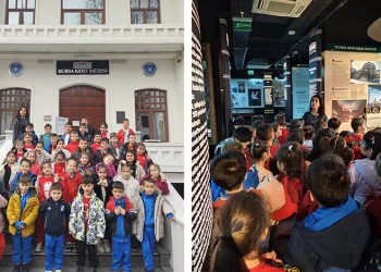 Uluabat Gölü’nde mahsur kalan aileyi jandarma kurtardı