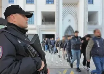 Teravih namazına giderken kazada hayatını kaybetti, kaza anı kamerada