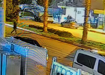 Teravih namazına giderken kazada hayatını kaybetti, kaza anı kamerada