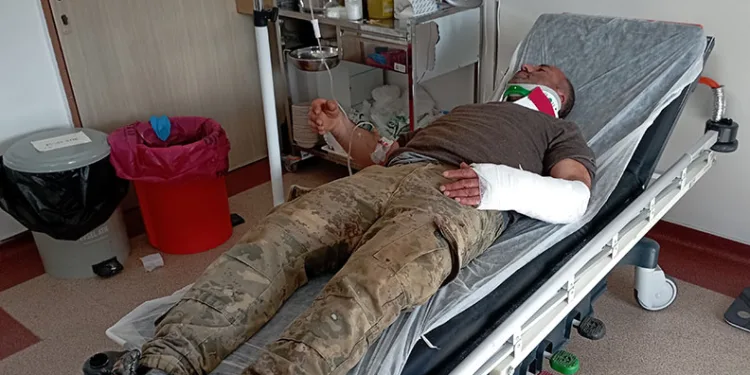 Çanakkale’de yanan araç bomba gibi patladı