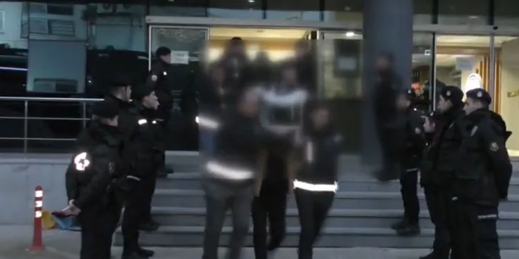 Bursa’da dev uyuşturucu operasyonu : 102 kişi yakalandı, 84 kişi tutuklandı