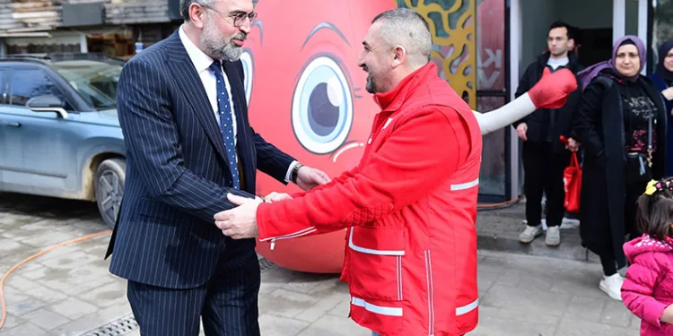 Bursa’da dev uyuşturucu operasyonu : 102 kişi yakalandı, 84 kişi tutuklandı