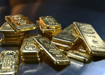 Bursa’da ehliyetsiz sürücü, park halindeki araçlara çarptı: 8 yaralı