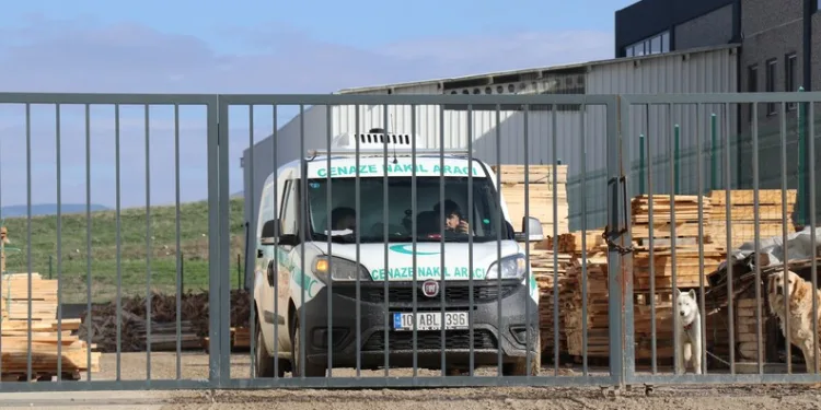 Sosyal medyada tanıştığı mobilya ustasını öldüren genç tutuklandı