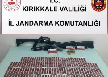 Görev yaptığı adliyede ölü bulunan güvenlik görevlisi gözyaşlarıyla uğurlandı