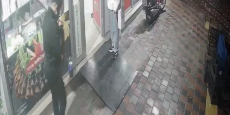 Görev yaptığı adliyede ölü bulunan güvenlik görevlisi gözyaşlarıyla uğurlandı