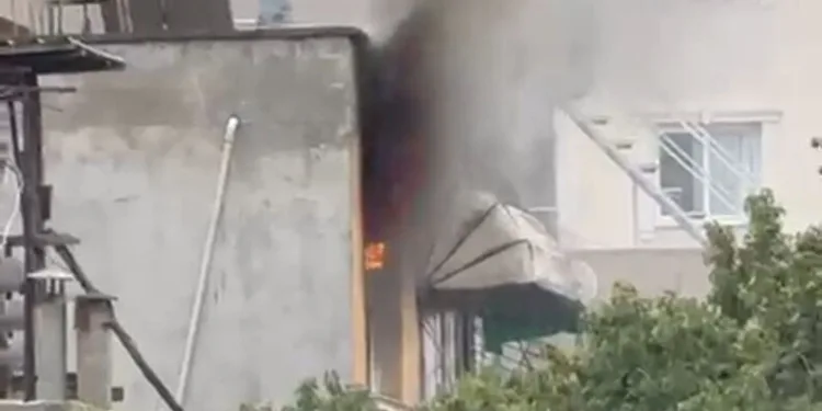 Avustralya polisinden namaz kılan Filistin yanlısı protestoculara sert müdahale