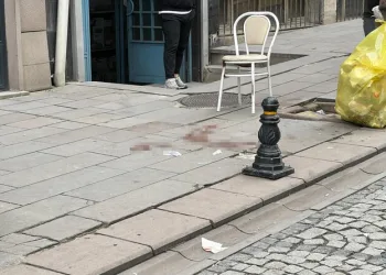 Avustralya polisinden namaz kılan Filistin yanlısı protestoculara sert müdahale