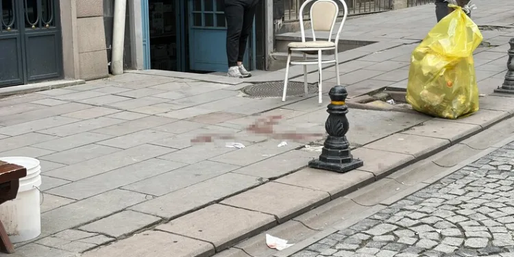 Avustralya polisinden namaz kılan Filistin yanlısı protestoculara sert müdahale