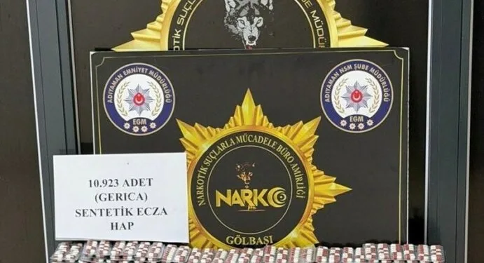 Avustralya polisinden namaz kılan Filistin yanlısı protestoculara sert müdahale