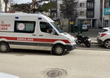 Çanakkale’de yanan araç bomba gibi patladı