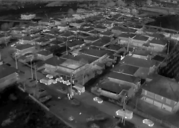 Avcılar’da kaza yerini karıştıran kadınlar kamerada