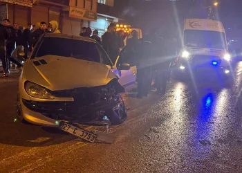 Avcılar’da kaza yerini karıştıran kadınlar kamerada