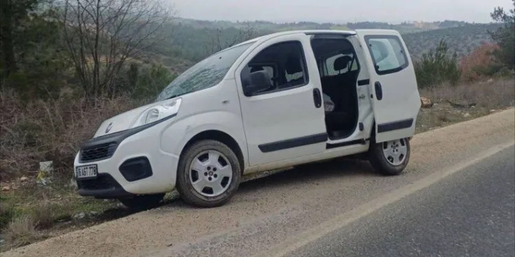 Avcılar’da kaza yerini karıştıran kadınlar kamerada