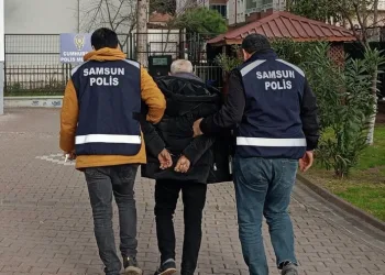 Avcılar’da kaza yerini karıştıran kadınlar kamerada