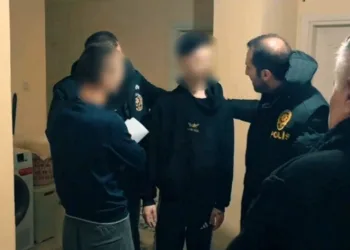 Bodrum’da ambulans devrildi: 4 yaralı