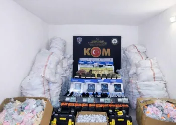 Gazze’de can kaybı 72 bin 73’e yükseldi