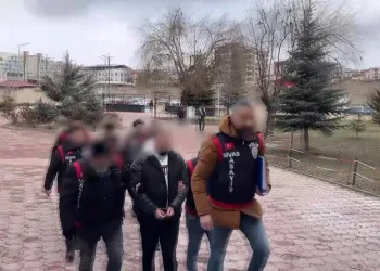 Gazze’de can kaybı 72 bin 73’e yükseldi