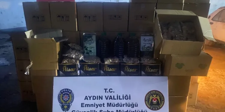 Siirt’te kayalıklarda 4 gündür mahsur kalan 2 keçi kurtarıldı