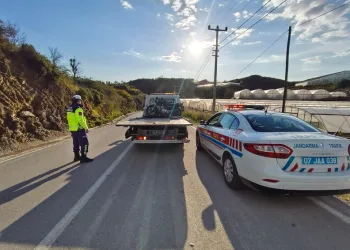 Gazipaşa’da elektrikli bisiklet kazası: 2 yaralı