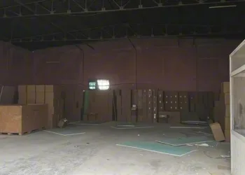 Kaçak tütünleri açıktan taşırken yakalandı