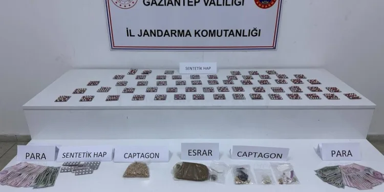 Sarıyer’de elektrikli aracın bataryasında yaşanan parlama kamerada