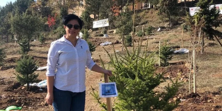 Sarıyer’de elektrikli aracın bataryasında yaşanan parlama kamerada