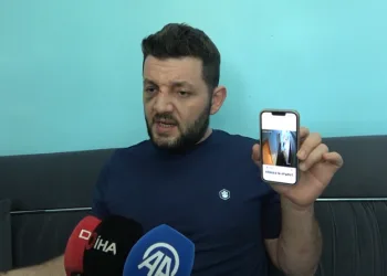 Sarıyer’de elektrikli aracın bataryasında yaşanan parlama kamerada