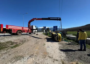 Sarıyer’de elektrikli aracın bataryasında yaşanan parlama kamerada