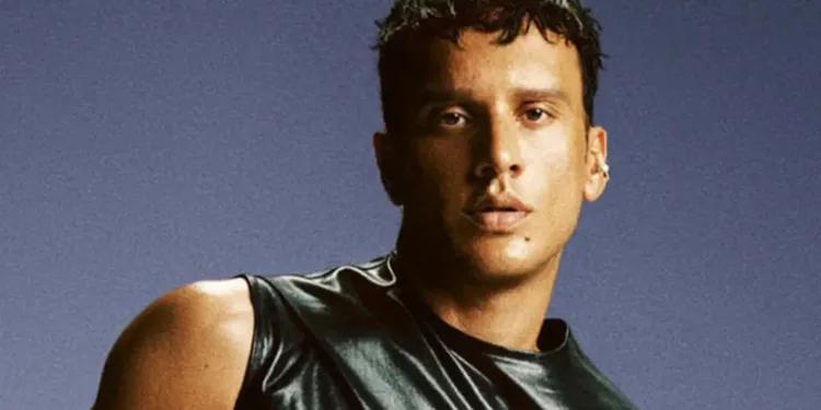 Şarkıcı Edis hakkında yakalama kararı