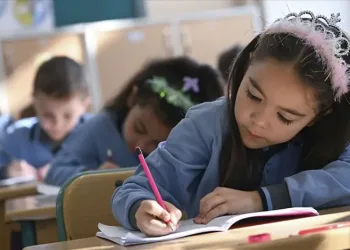 Eğitimde ara tatil kaldırılacak mı?