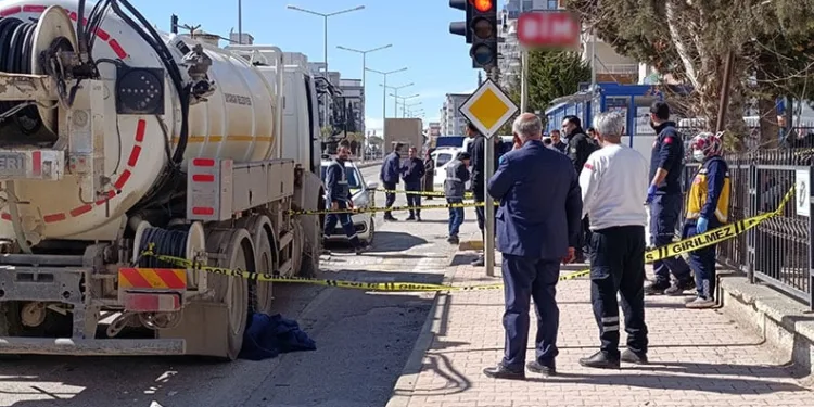 Tanker altında kalan yaya, hayatını kaybetti