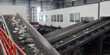 Çöp ayrıştırma bandında yeni doğmuş bebek cesedi bulundu