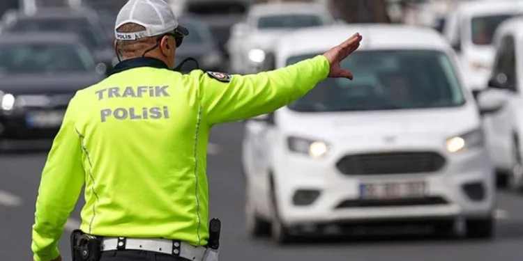 Trafik cezaları artıyor: Yeni kanun Meclis’ten geçti