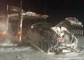 Osmaniye’de araç yüklü tırda yangın: 3 araç kullanılamaz hale geldi