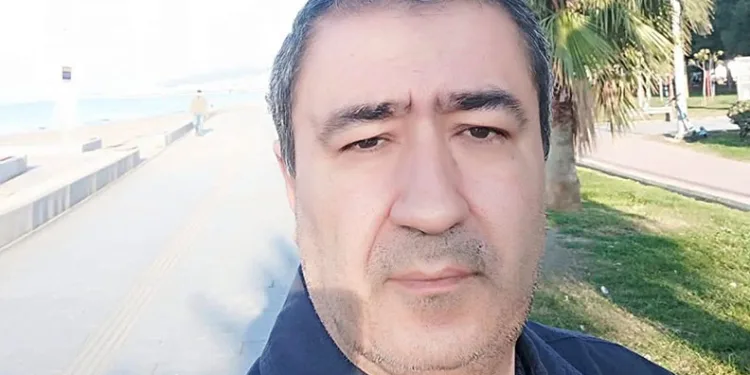 SGK uzmanı evinde ölü bulundu