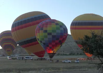 Kapadokya’da balon turizmi 750 bin yolcuyu aştı