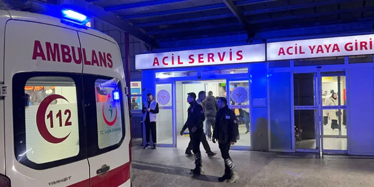 Bursa’da parkta çıkan tartışmada kan aktı